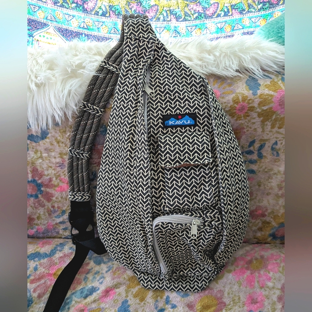 Kavu Black and White Patterned Crossbody Sling Bag